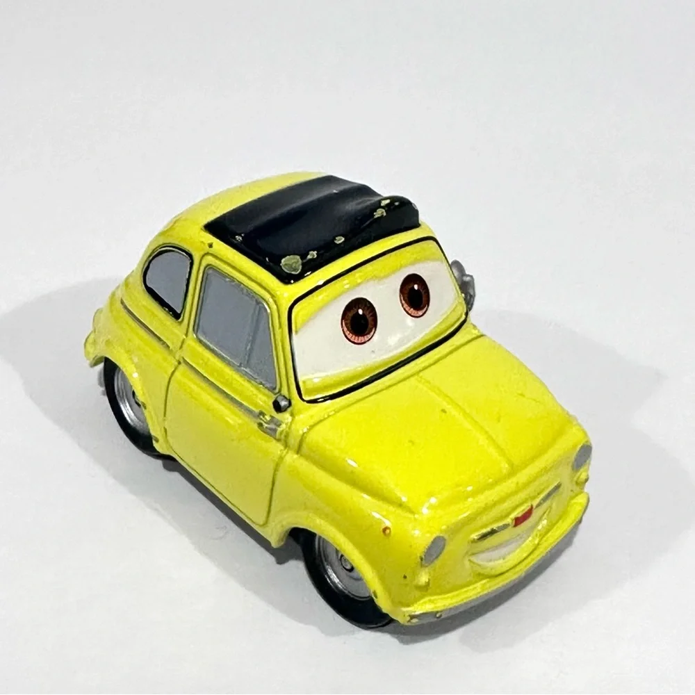 Disney store deluxe